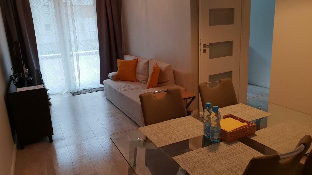 Apartament Nad Odra Z Tarasem Вроцлав Екстер'єр фото